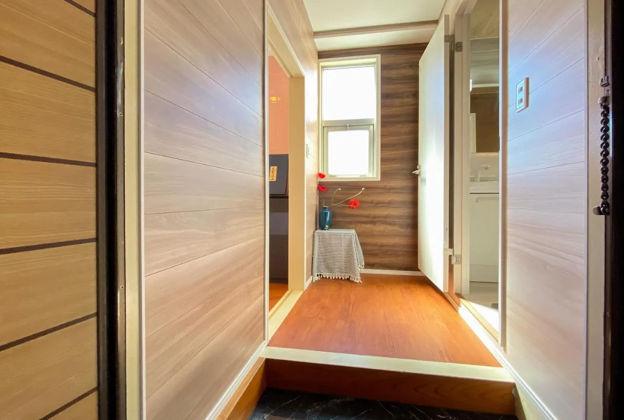 Uhome Mitomi Home 3F Tokyo